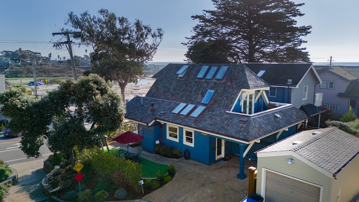 Dreamy Modern Beach House! Hottub/bikes/surfboards - Santa Cruz