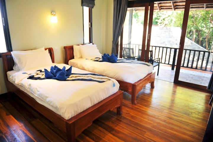 Standard Twin With Pool View, 22sqm At Koh Tao - 따오 섬