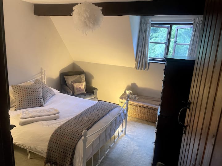 Guest Suite In Beautiful Cotswold Lane - Broadway
