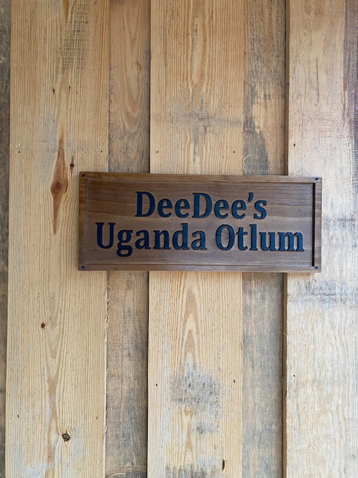 Deedee's Uganda Otlum - Woodland, AL