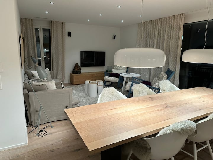 Central Luxurious Apartment - Davos