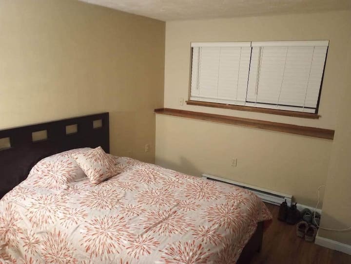Room In A Shared House - Nashua, NH
