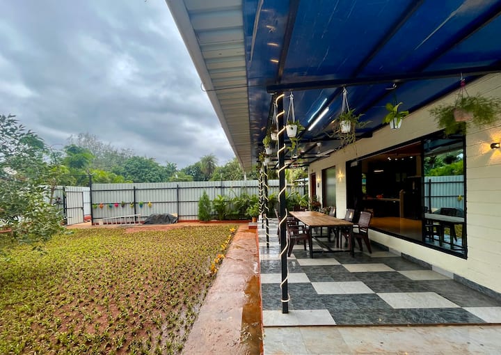 Cloud9 Villa  - Luxurious Private Jungle Villa. - Bhiwandi