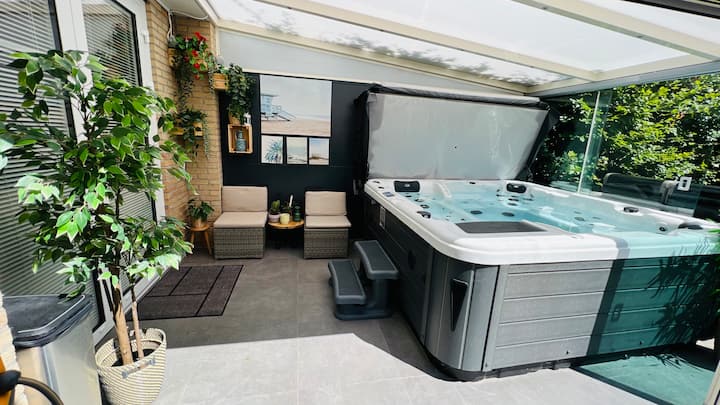 Modern And Luxury Vacation House, Private Jacuzzi - Voorschoten
