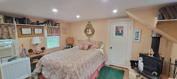 Historic Federal Period Bedroom Suite - Dedham, MA