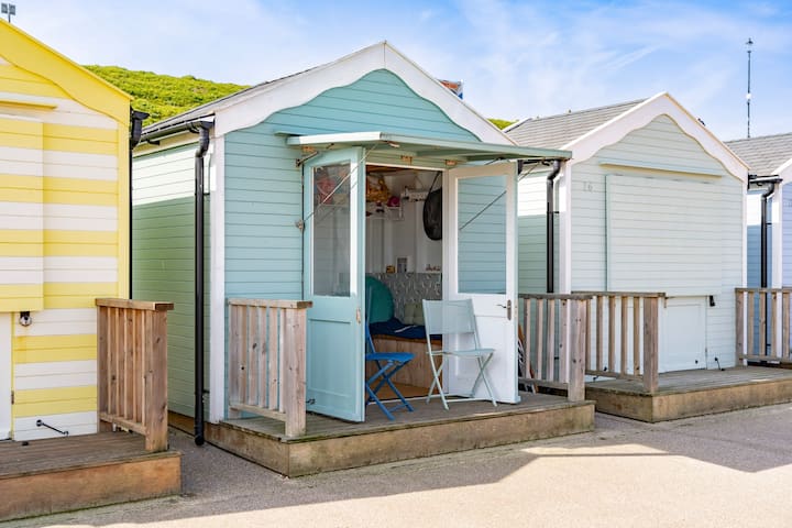 Cosy Beach Hut On Sea Front - Beccles