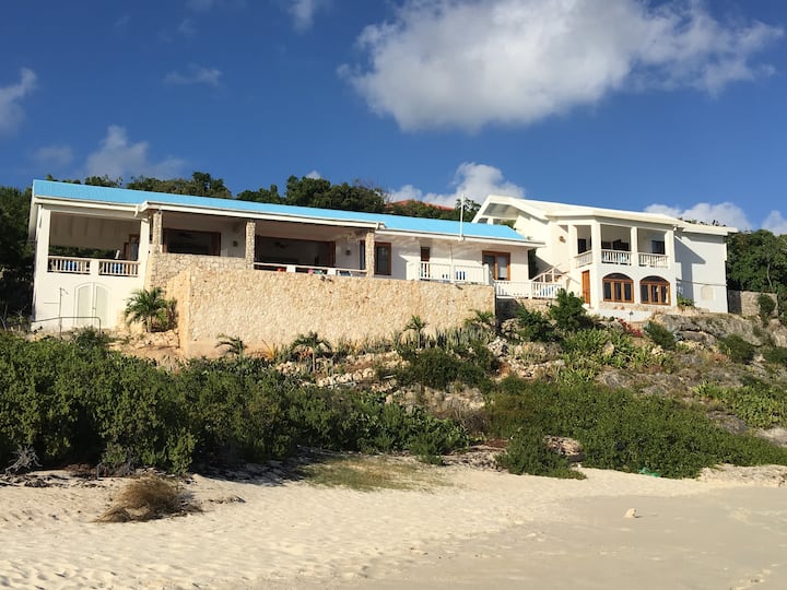 Dolphins Villa - Anguilla