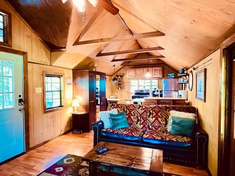 Kentucky Dam Village, Gilbertsville airbnb, hotels and vacation rentals