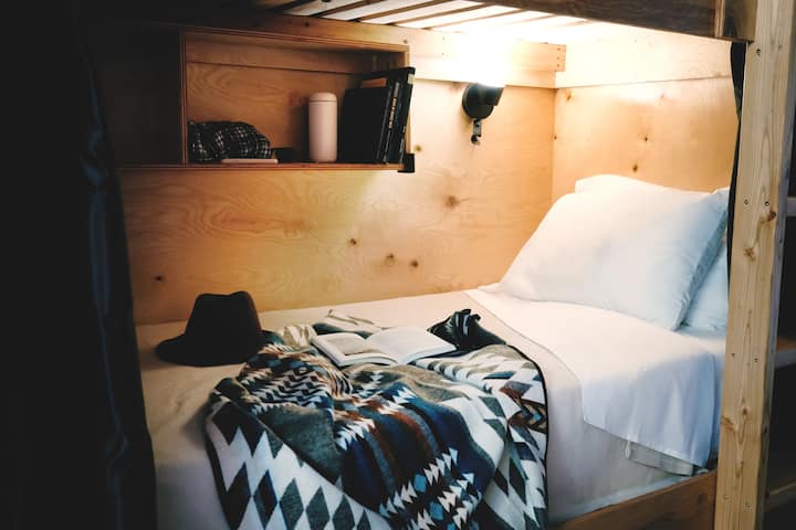 Jackalope Motor Lodge - Hostel - Wyoming