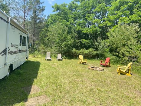 Horseshoe Valley Holiday Parks and RV rentals cozycozy