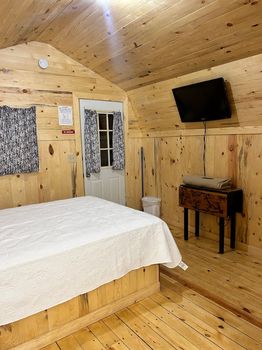 Sturgis, SD Cabins at the Best Price cozycozy
