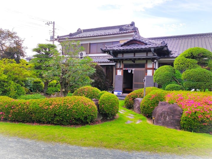日本庭園のある旧家に暮らす～ワイナリー・果物～富士山・八ヶ岳登山～アクセス良好、県内巡りを楽しむ宿 - Kofu