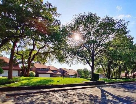 Woodhaven Fort Worth airbnb, hotels and vacation rentals