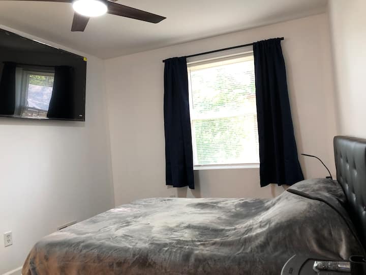 Bedroom For Rent - Joliet, IL