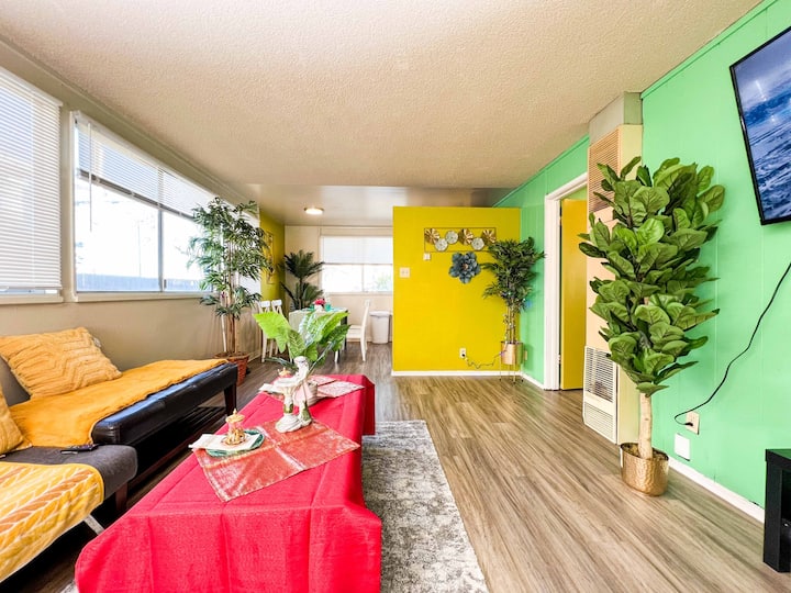 Lovely 2bd/1ba Apartment In The Heart Of Japantown - Happy Hollow Park & Zoo, San Jose