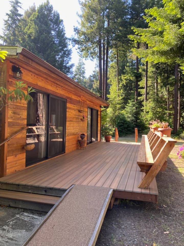 House In The Redwoods - Mendocino, CA