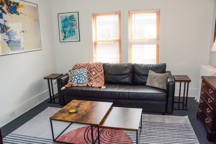 Cute & Comfortable Apartment On Quiet Street - Ravenswood - Chicago