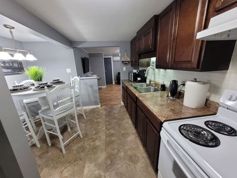 Searching cheap apartment in Gander? Try cozycozy!