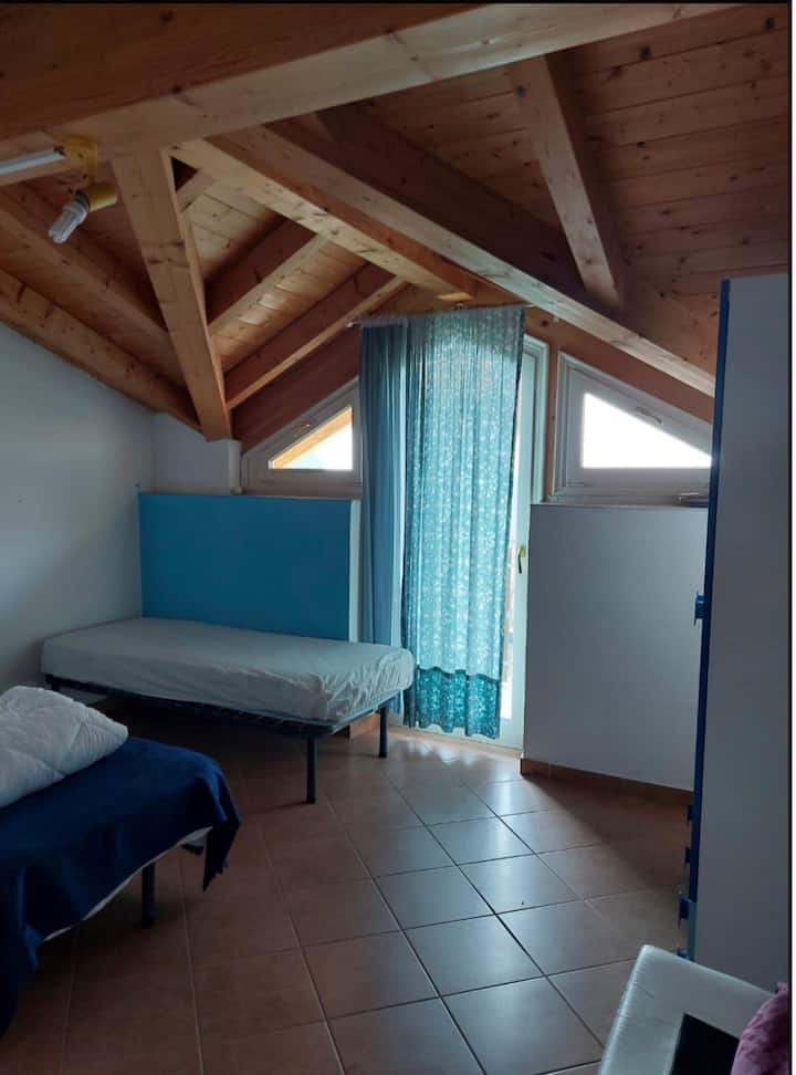 Lovely Rooms , In A Family Hause - Bagolino