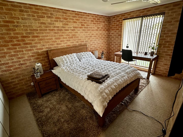 Central 3 Bedroom Home. - Geraldton