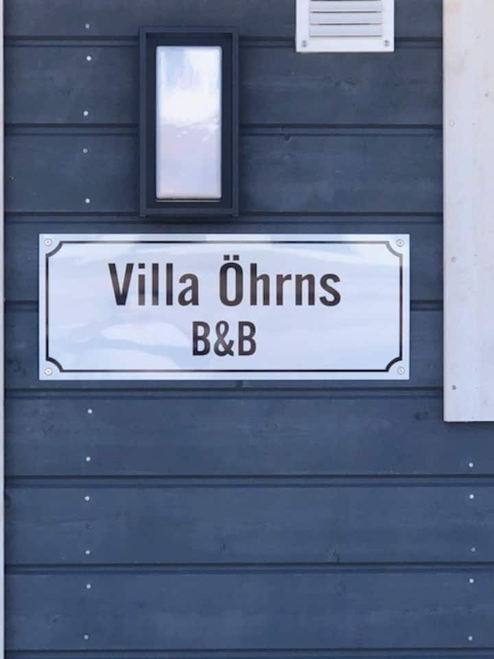Villa ÖHrns B&b - Karlsborg
