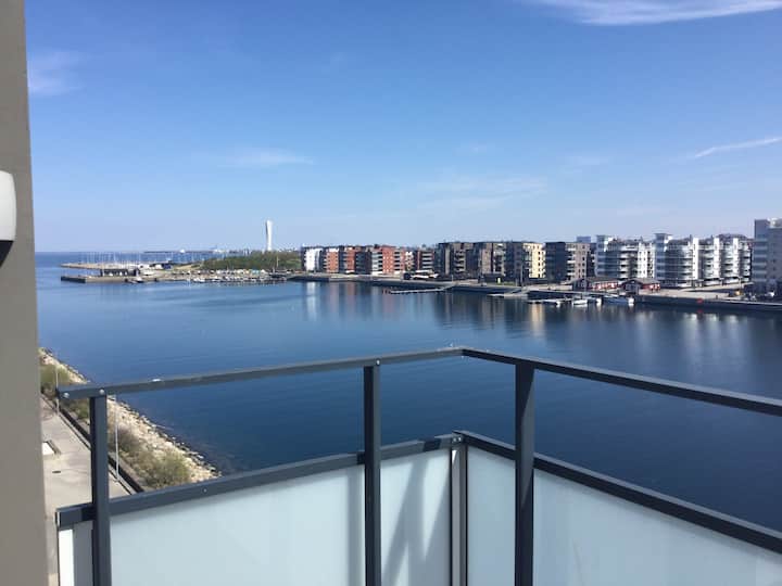 Room With A View To The Ocean! - Malmö