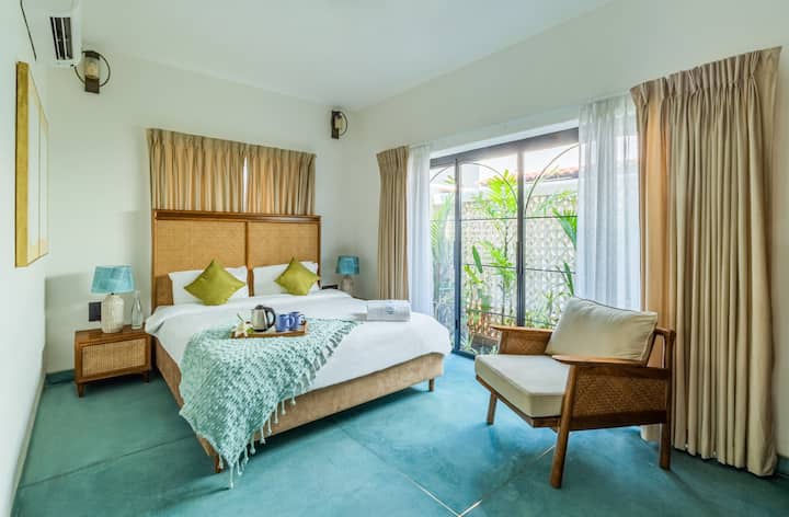 Anjuna:luxury Pool Villa, 8mins Vagator Beach - Goa