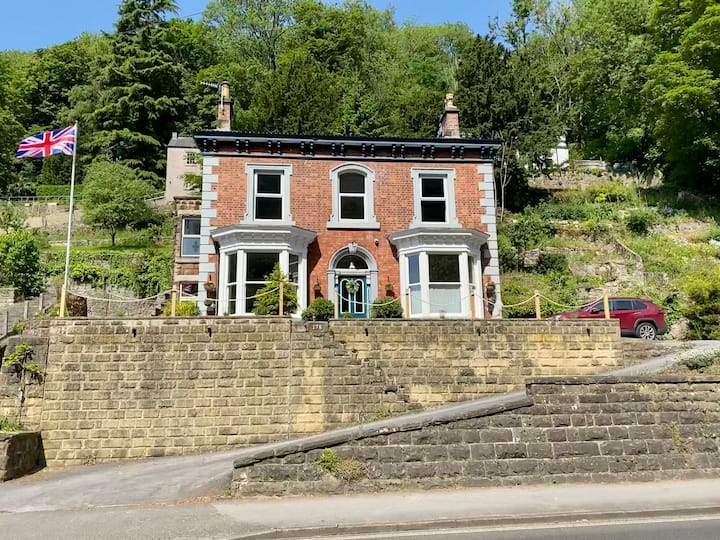 Large Private Family Room. En-suite. - Matlock Dale