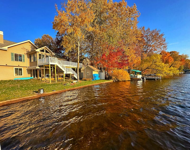 Amazing Lake House By Grand Rapids W/kayaks - Horseshoe Lake, Gowen