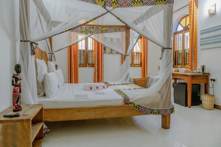 Deluxe Double Room At Shoki Shoki House Stone Town - Zanzibar Archipelago