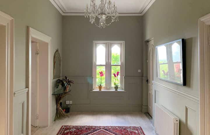 Private Bedroom 2  In Spacious House. - Cobh
