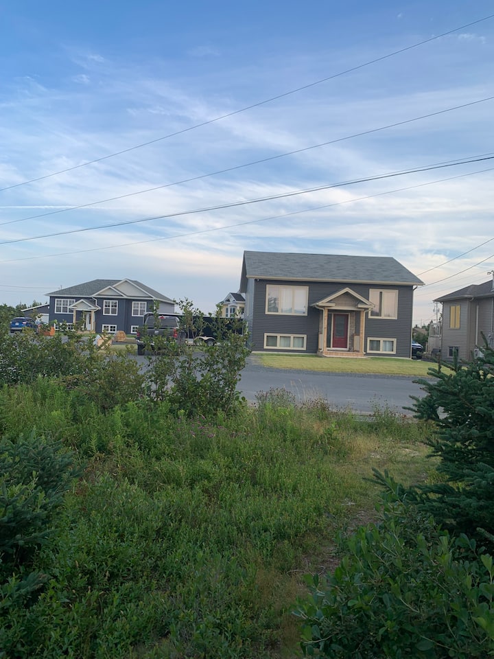 Cosy Home Near The Water - Bay Roberts
