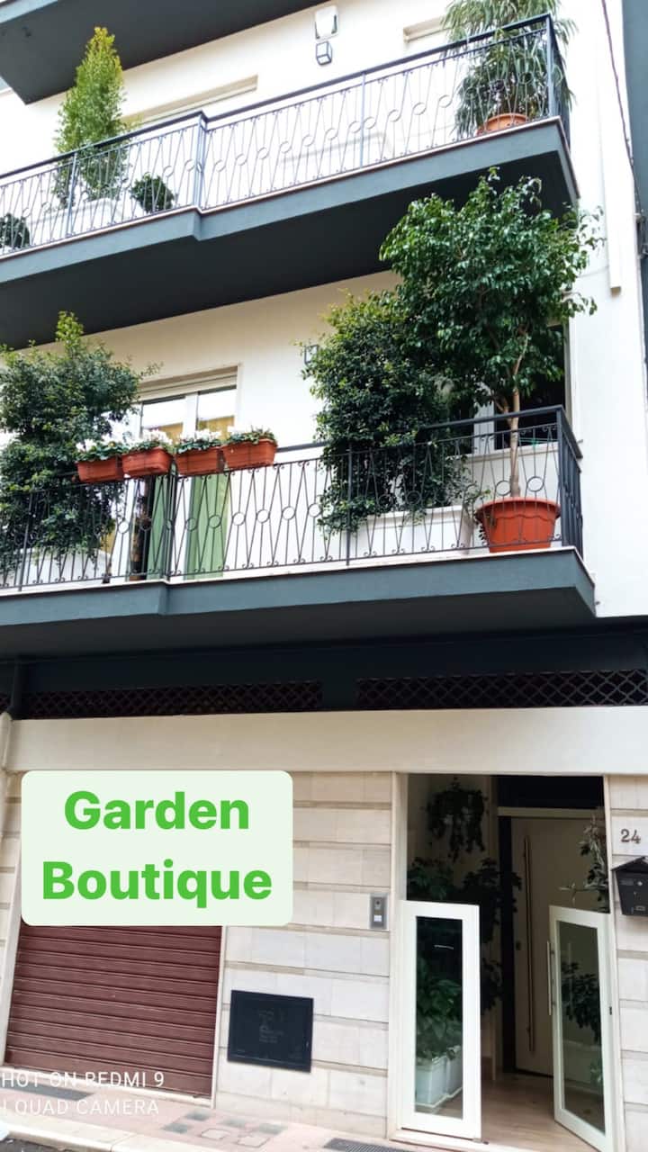 Garden Boutique - Andría