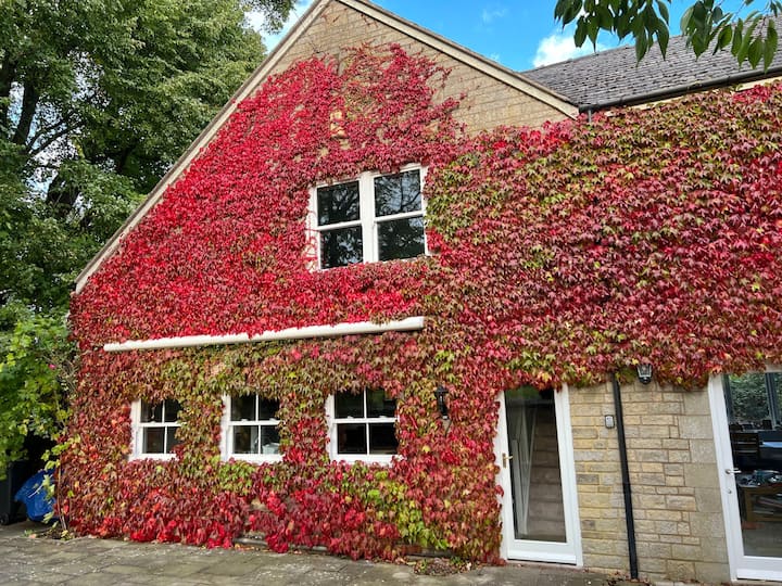 Cotswold Dog-friendly Holiday Home - Stroud, UK