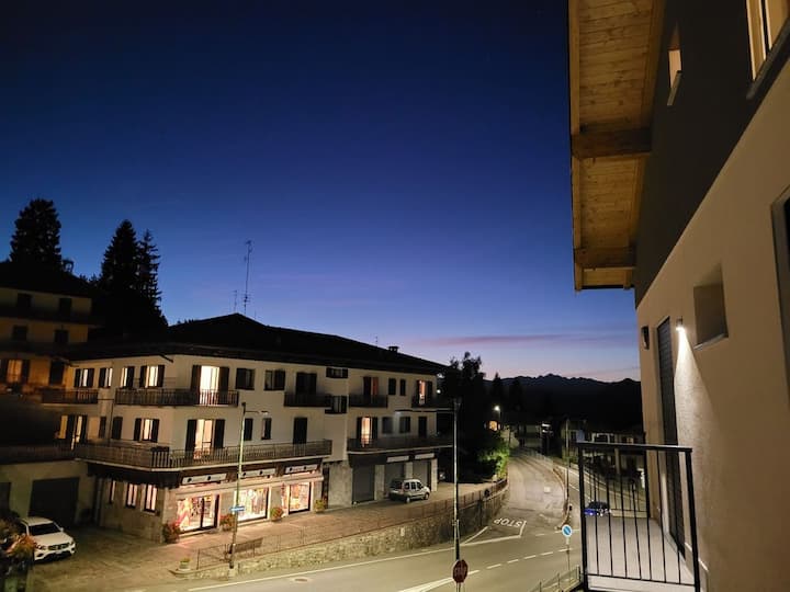 Moderno Bilocale In Centro Selvino - San Pellegrino Terme