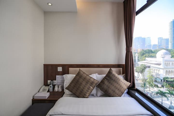 Deluxe Double Room - North Point