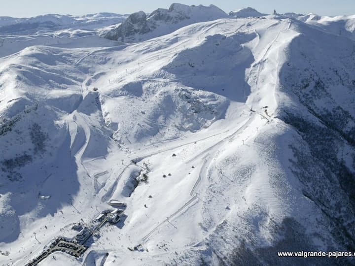 Casa De Montaña Zona Alfaciclista Y Pista De Esquí - La Robla