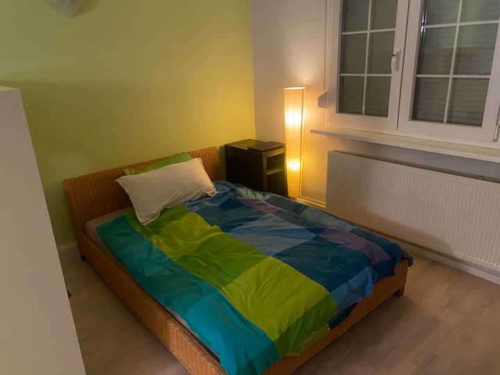 Cozy Private Room - Neu-Isenburg