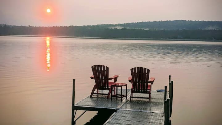 Private Lakeside Cottage - Deerfield, NH