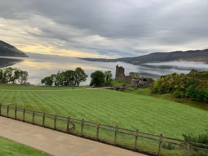 Warm Welcome In The Highlands - Loch Ness