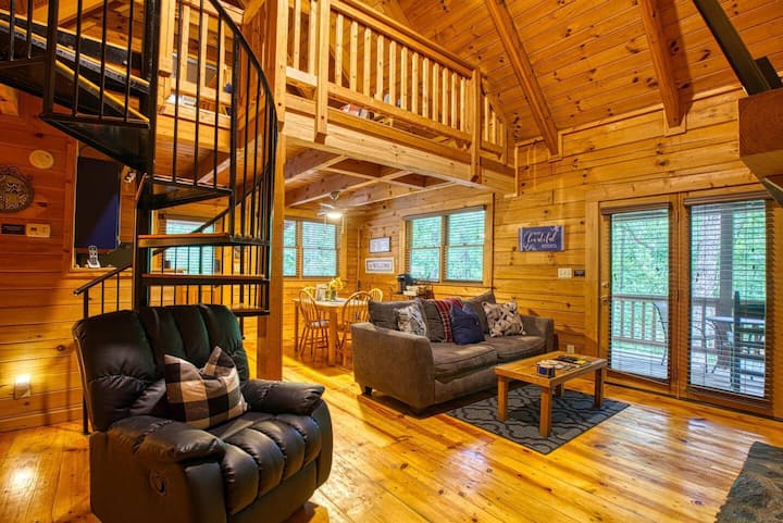 The Woodscape Cabins - Whole Cabin - Pine Mountain