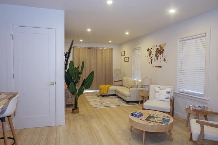 Modern 3-bedrooms Apartment With A Great Vibe - Salem, MA