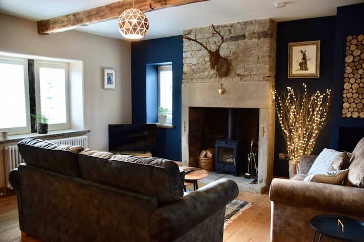 Peacock Suite With Courtyard Garden (Dog Friendly) - Holmfirth