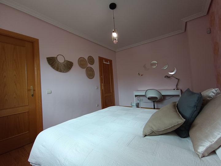 Comfortable Bedroom 30min Away From Madrid By Bus - Los Olivos
