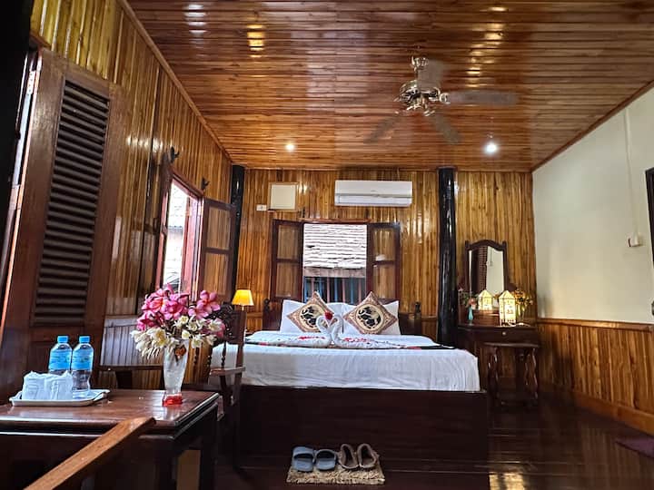 Deluxe Double Room By Villa Alounsavath Riverside - Luang Prabang
