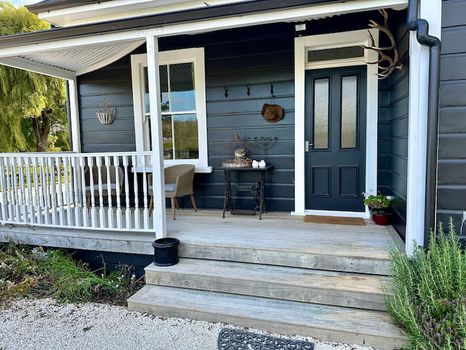 Renwick Apartments and Condos For Rent cozycozy