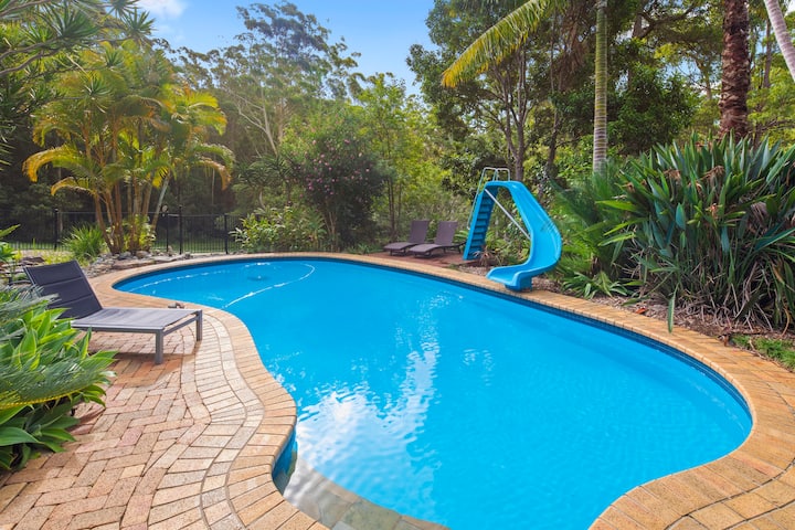 Perfect For Large Families Close To Beach And Shops, Acreage & Games Rooms - Coffs Harbour