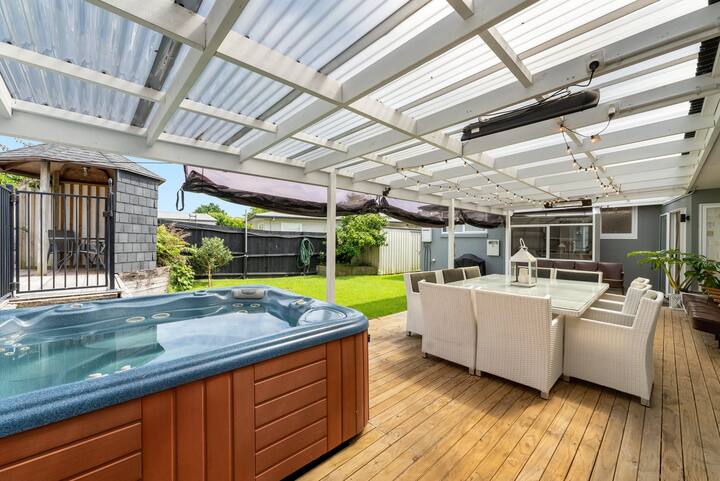 Central Home With Pool And Spa! - Tauranga