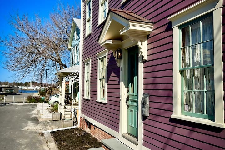 A Labor Of Love In Historic Seaside Village - Rehoboth, MA