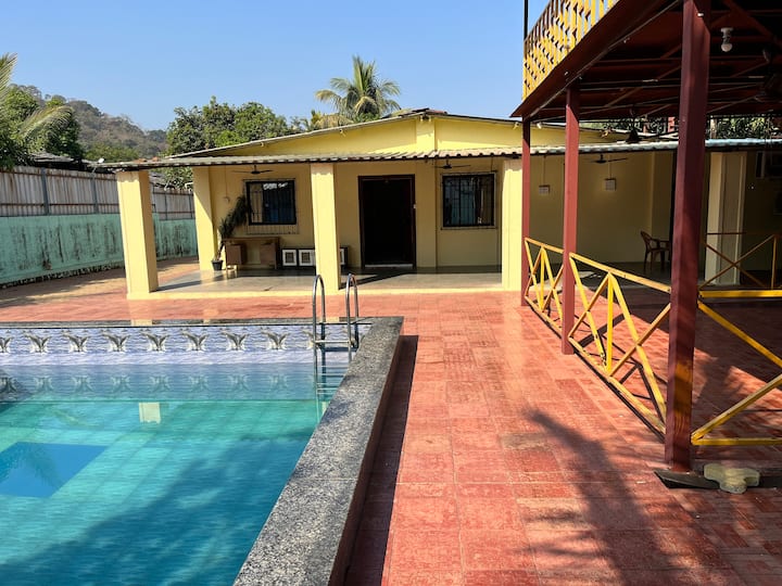 Royal Villa -Pool,parking,machan,kitchen,view - Thane